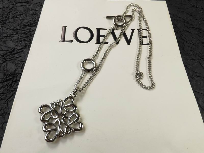 Loewe necklace 11lyw5